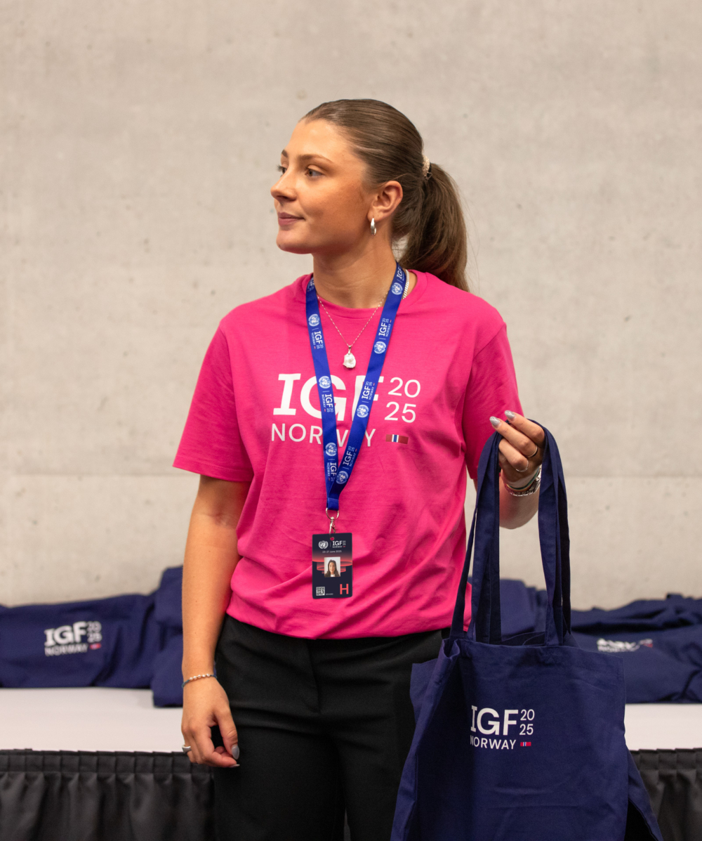 IGF 2025 merch girl v2